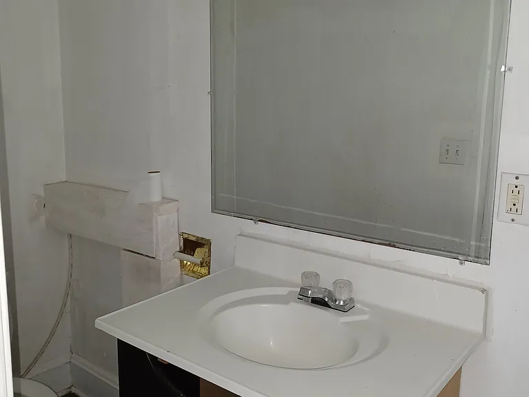 1302 Lafayette Blvd NW #2 — Photo 11
