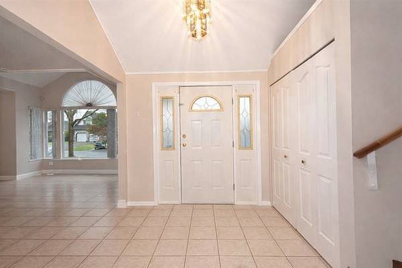 Surrey House for rent - 3 Bedrooms — photo 20