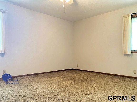 5th image of 420 N Iowa Ave