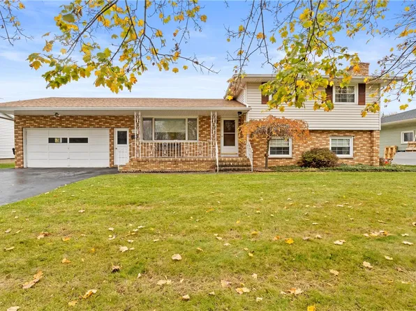 10 Abby Ln, Rochester, NY 14606