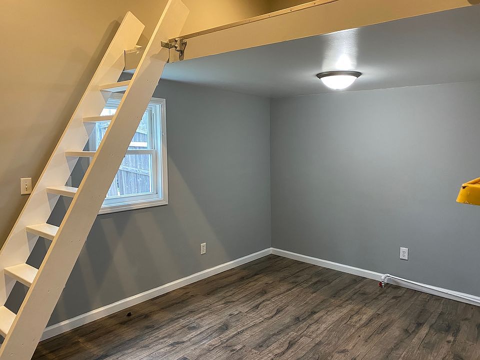 1st image of 1214 Logan St #3