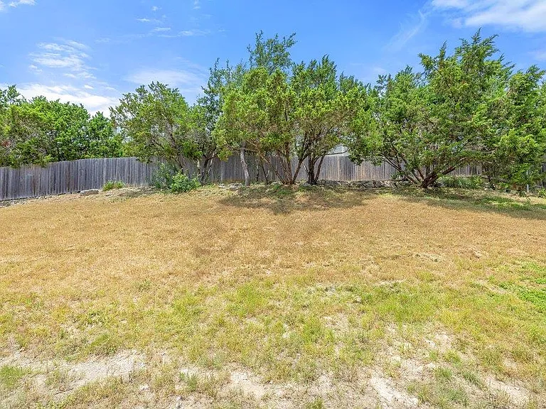 714 Newport Dr — Photo 27