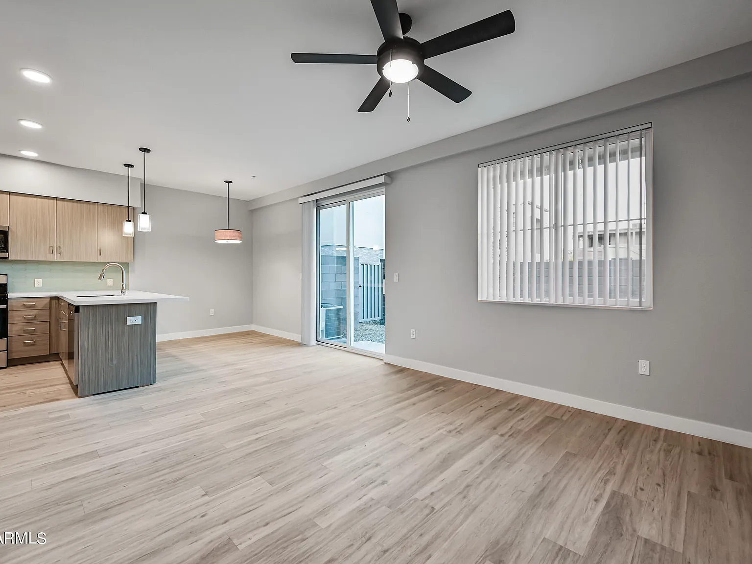 3 bed, 2.5 bath, 1755 sqft, $2,700 — Photo 3