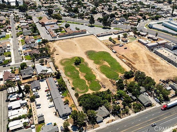 3rd image of 9905 Cedar Ave Lot 1