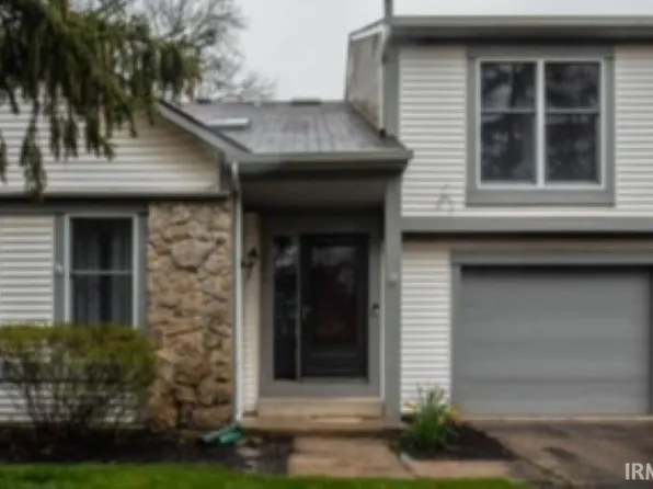 6241 Sawmill Woods Dr, Fort Wayne, IN 46835