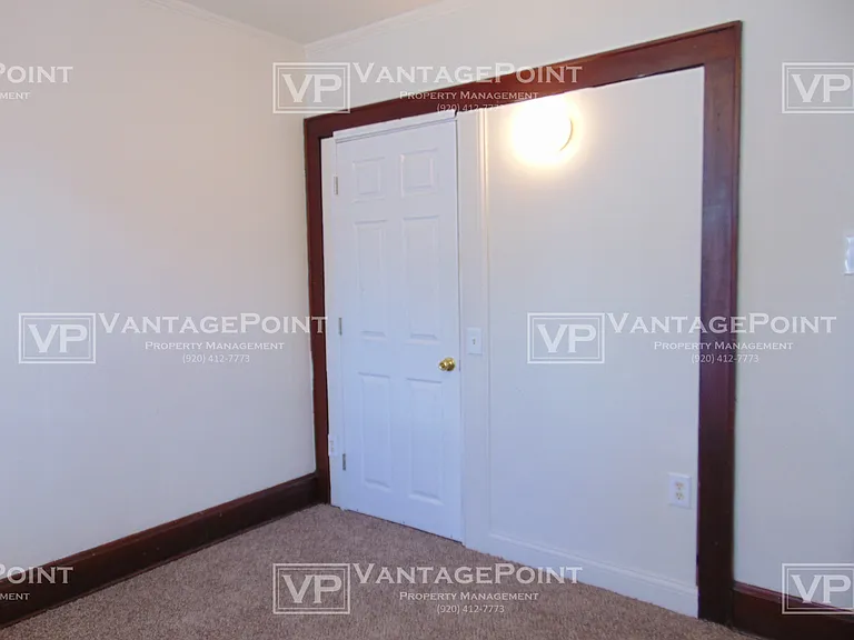605 W Walnut St #2 — Photo 5