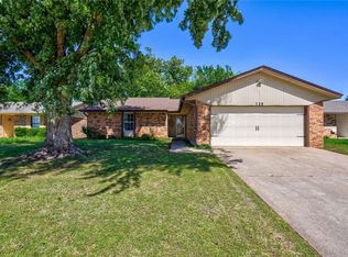 729 Okie Ridge Rd, Yukon, OK 73099