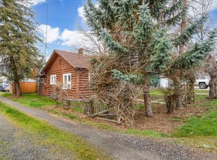 205 W Main St, Talent, OR 97540