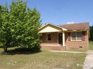 775 Raccoon Rd, Bishopville, SC 29010