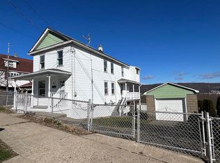 83 Pulaski St, Hanover Township, PA 18706