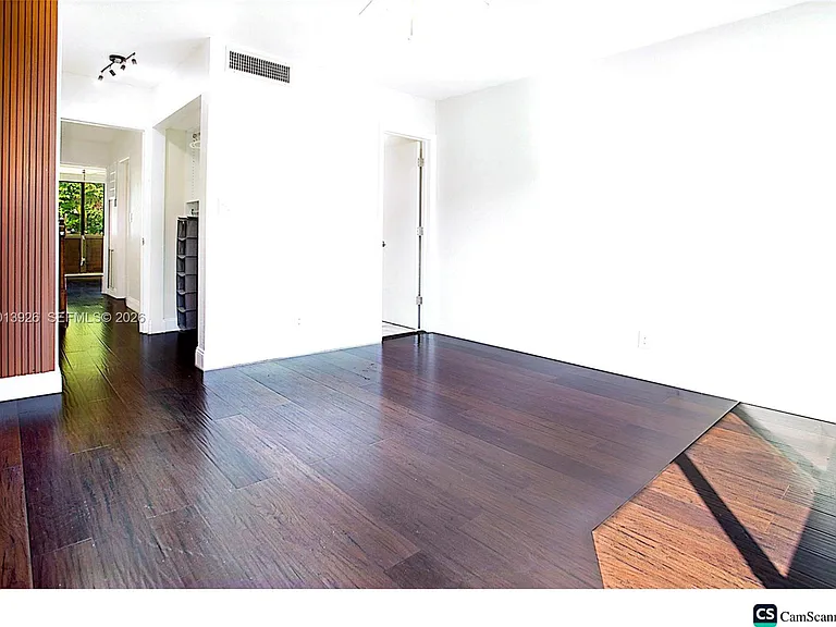 1531 SE 15th St — Photo 13