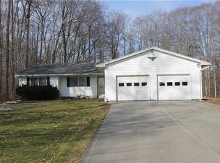 12727 Eagle Harbor Knowlesville Rd, Albion, NY 14411