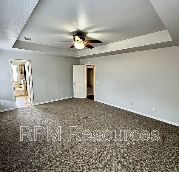8205 NW 83rd Ter — Photo 18