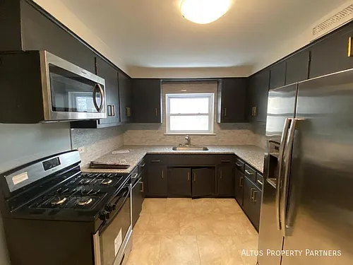2439 W 116th St #2EAST Photo 1 2439 W 116th St #2EAST Photo 1