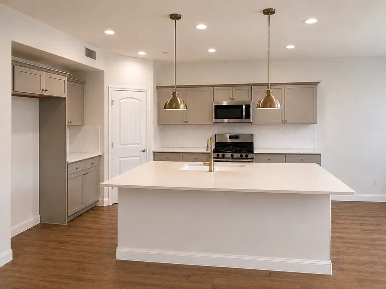 6087 W Norwich Ave — Photo 3