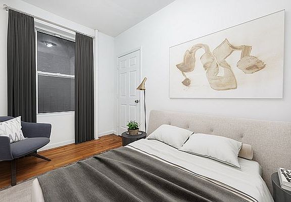 3rd image of 155 E 92nd St APT 10