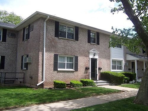 1st image of 8105 268th St