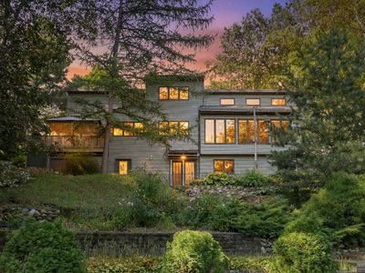 1226 Merry Brook St, Kalamazoo, MI, 49048