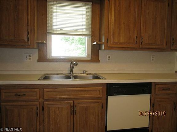 3rd image of 2161 Thurber Ln