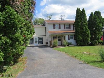 122 S Mattas Dr, Duncansville, PA, 16635