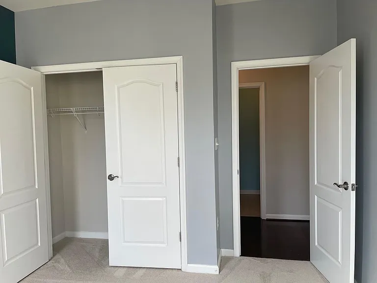 44037 Vaira Ter #290 — Photo 29