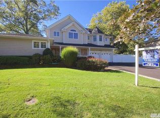 62 Ivy Dr, Jericho, NY