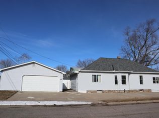 400 Alice Ave, Marble, MN 55764