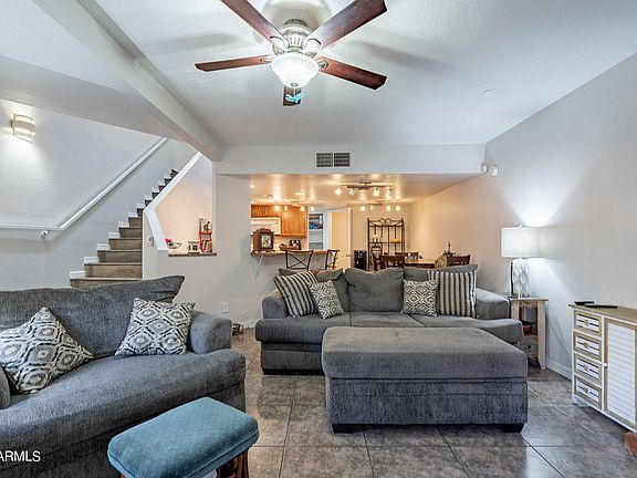 3rd image of 3228 W GLENDALE Avenue #143