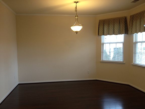 5th image of 837 Brittlebank Dr