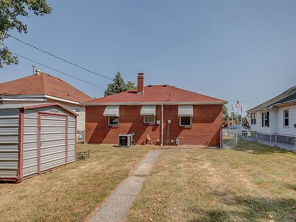 5th image of 620 N Wood River Ave
