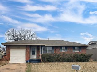 4905 NW Lindy Ave, Lawton, OK 73505