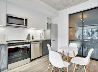 18 Hamilton Ave N #4, Ottawa, ON K1Y1B6