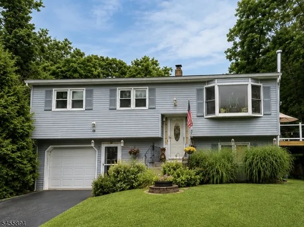 57 Belton St, Byram Twp., NJ 07874