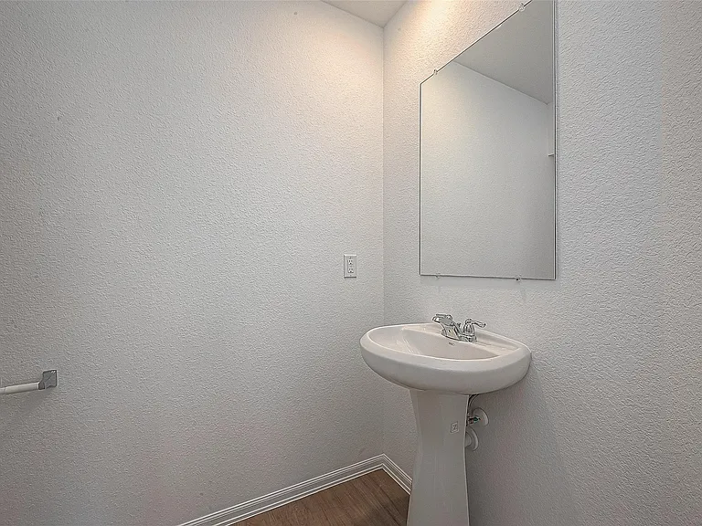 26814 Cenzontle Dr — Photo 11