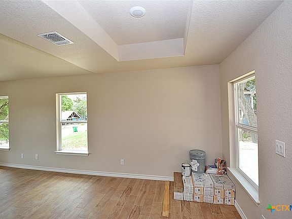 4th image of 4272 Morningside Way