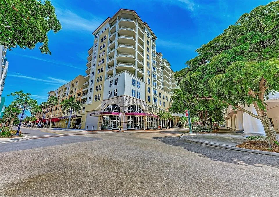 100 Central Ave #H716