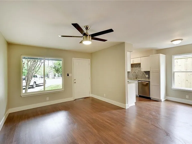 7504 Carver Ave #A — Photo 3