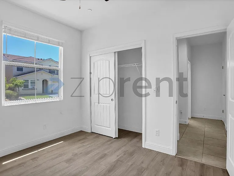 6314 W Donner Ave — Photo 22