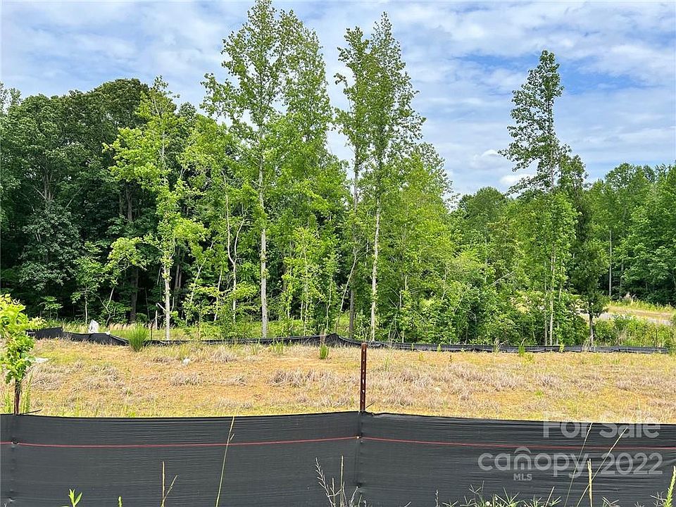 2nd image of 10241 Laurier Ln #11