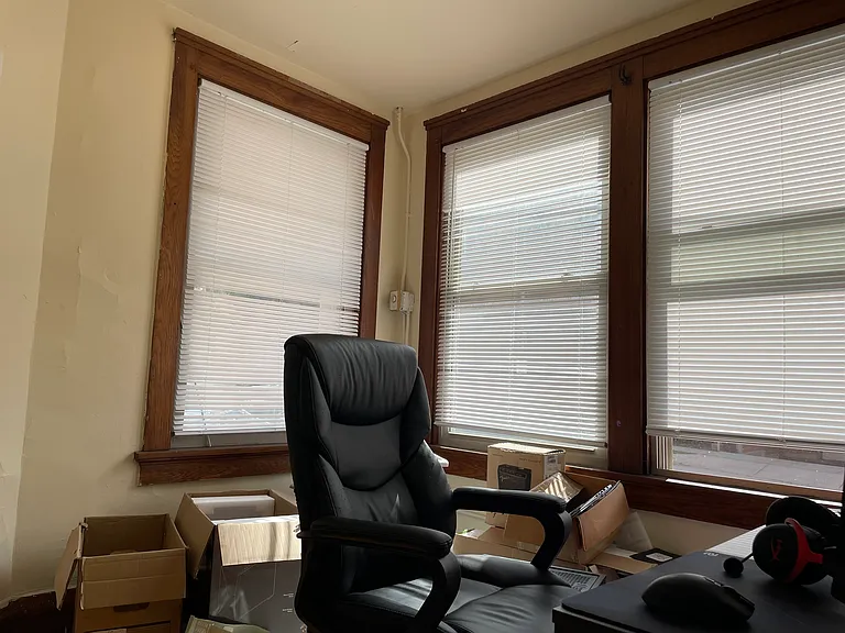 213 N Hamilton St #1S — Photo 17