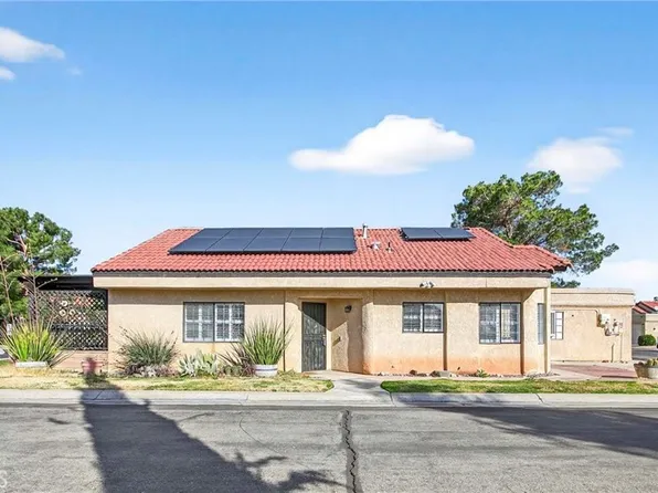 11620 Locust Ln, Apple Valley, CA 92308