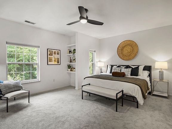 4th image of 18 Kings Mill Cir Unit 301