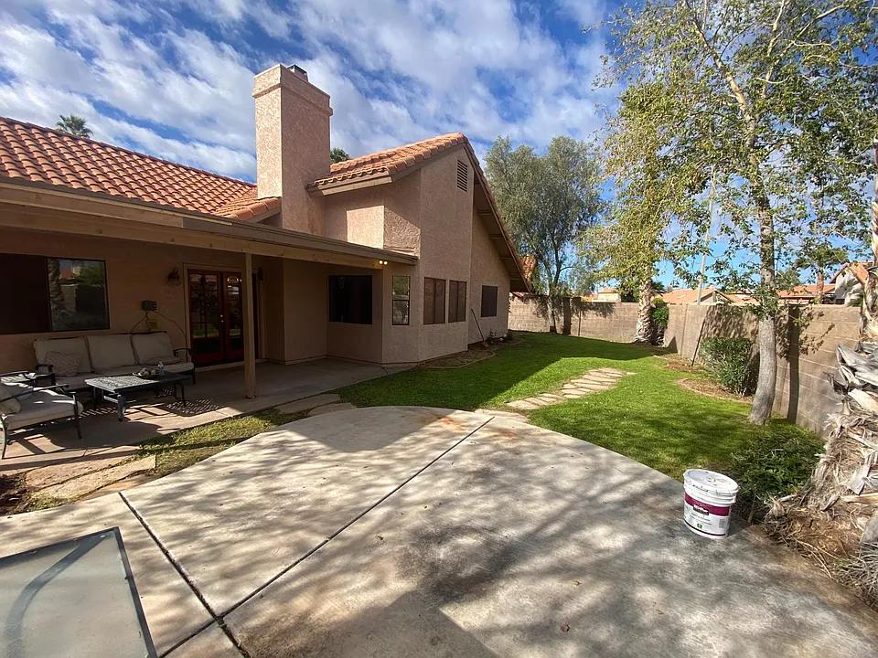 11068 E Mary Katherine Dr