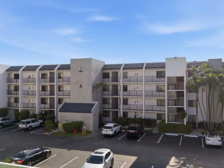 1605 S US Highway 1 #A408 — Photo 16