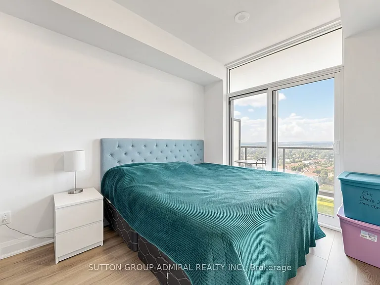 20 Gatineau Dr #1708E — Photo 9