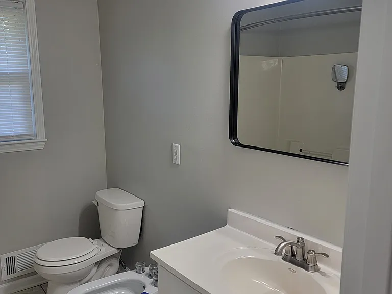 10706 N McGee St — Photo 12