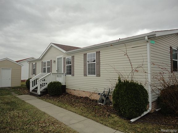 2nd image of 923 Stevens Trl