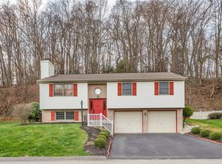 108 Rose Ct S, Delmont, PA