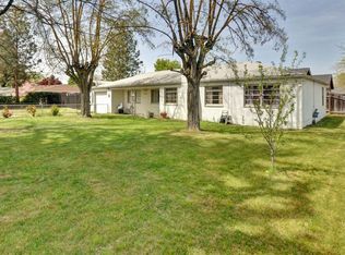 2451 Roberts Rd, Medford, OR 97504