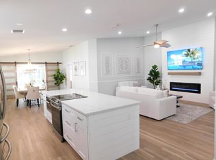 900 SW Tamarrow Pl, Stuart, FL 34997